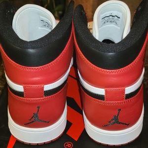 Air Jordan 1 'Chicago' (2013)